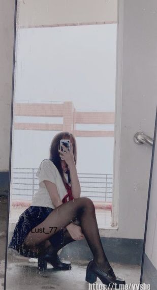 女大学生的沙龙_BD日韩电影在线