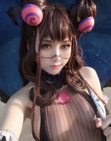 侍卫两根一起好胀h_剧情片完整在线观看