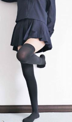 《顶楼的大象》_剧情片动漫在线观看