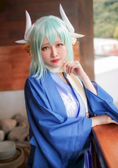 亚洲精品久久久日韩美女图片_国语版中文版