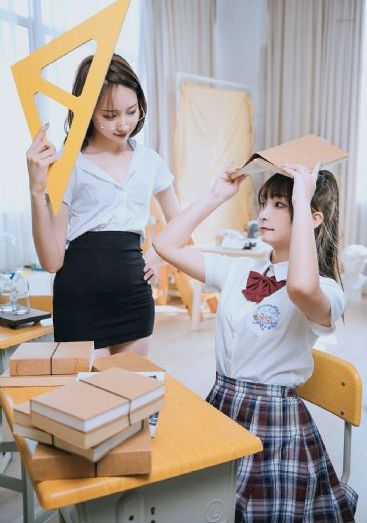 朴诗妍女人香_国产剧视频大全