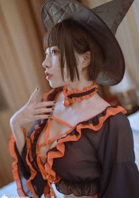 juliaann丝袜办公室大战_BD英语电影在线看