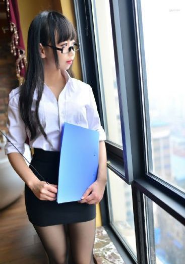 一个人在线观看免费视频_4K最新电影在线观看