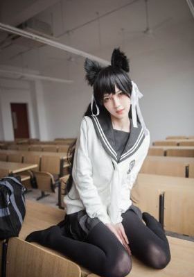 纸钞屋柏林_十万网红美女美酱